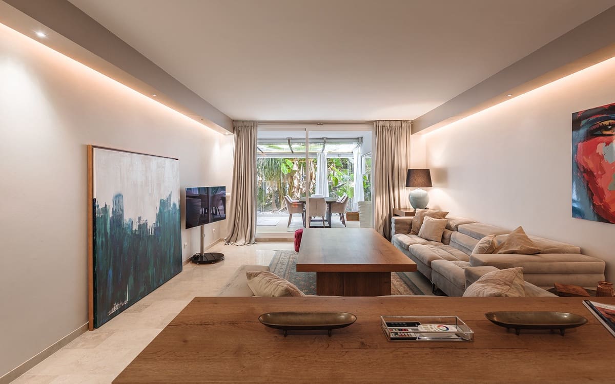 2 soveværelse Lejlighed til salg i Golden Mile med swimmingpool - € 795.000 (Ref: 9648020)