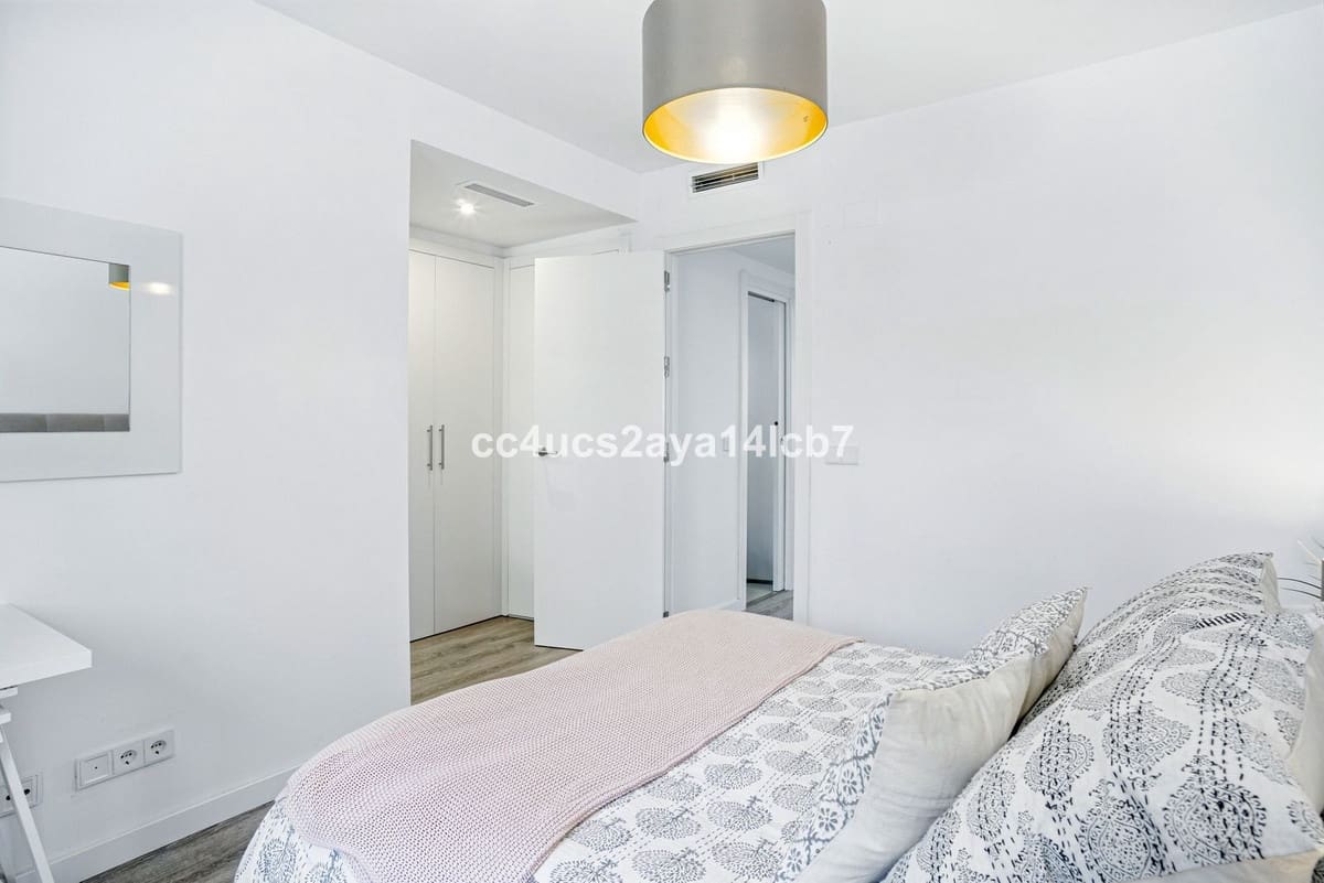 2 quarto Apartamento para venda em Estepona com piscina - 385 000 € (Ref: 9648024)