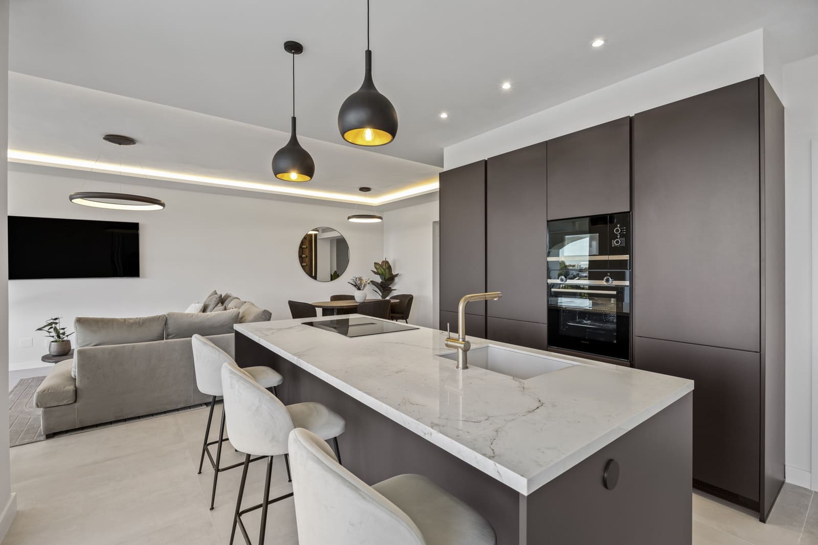 3 Zimmer Apartment zu verkaufen in Benahavis mit Pool - 890.000 € (Ref: 9661980)