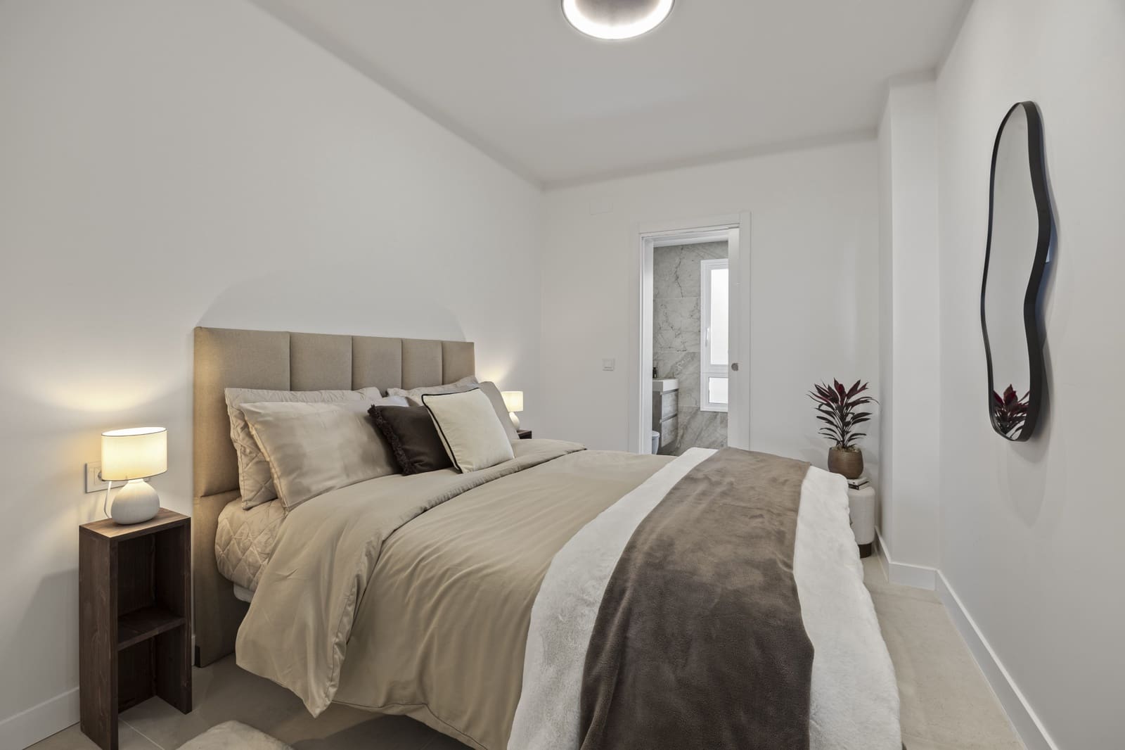 3 Zimmer Apartment zu verkaufen in Benahavis mit Pool - 890.000 € (Ref: 9661980)