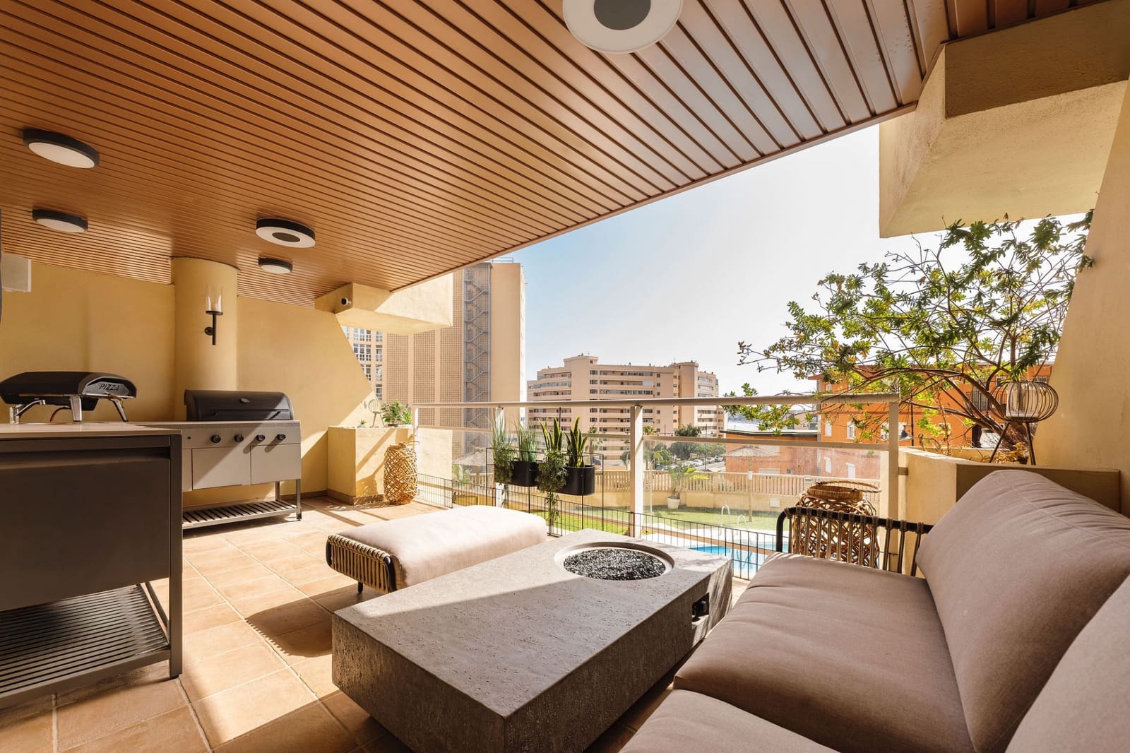 3 Zimmer Apartment zu verkaufen in Fuengirola mit Pool - 499.000 € (Ref: 9663895)