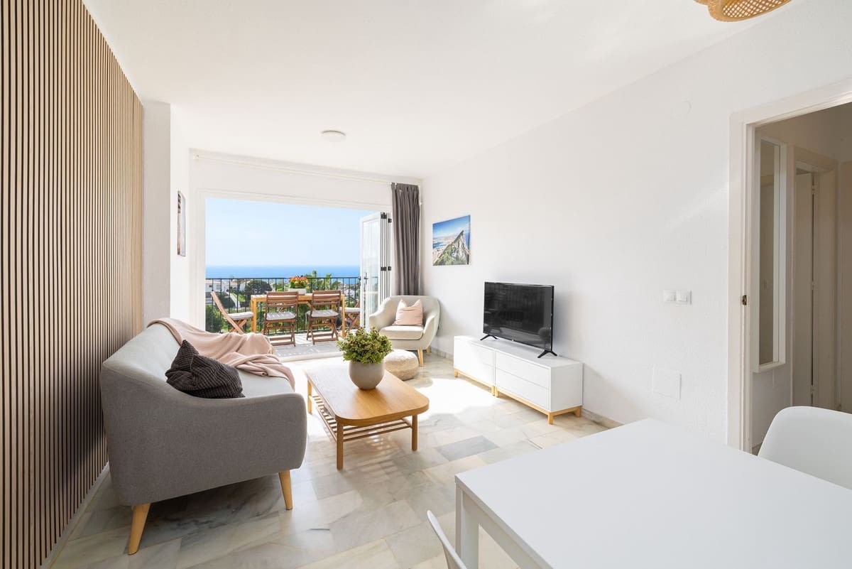 3 soverom Penthouse til salgs i Mijas Costa med svømmebasseng - € 390 000 (Ref: 9663900)