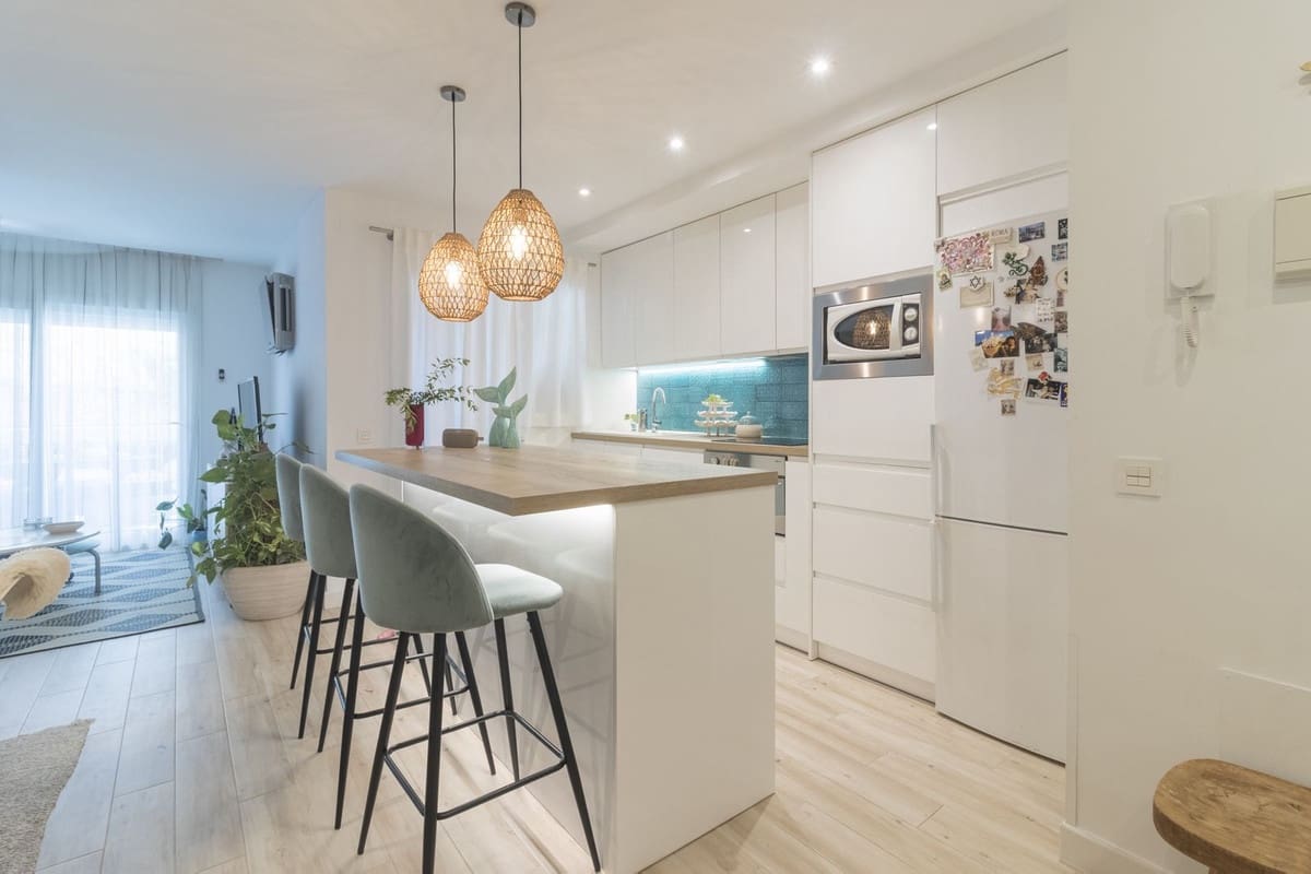 Apartamento de 3 habitaciones en Benalmádena en venta con piscina - 455.000 € (Ref: 9663901)