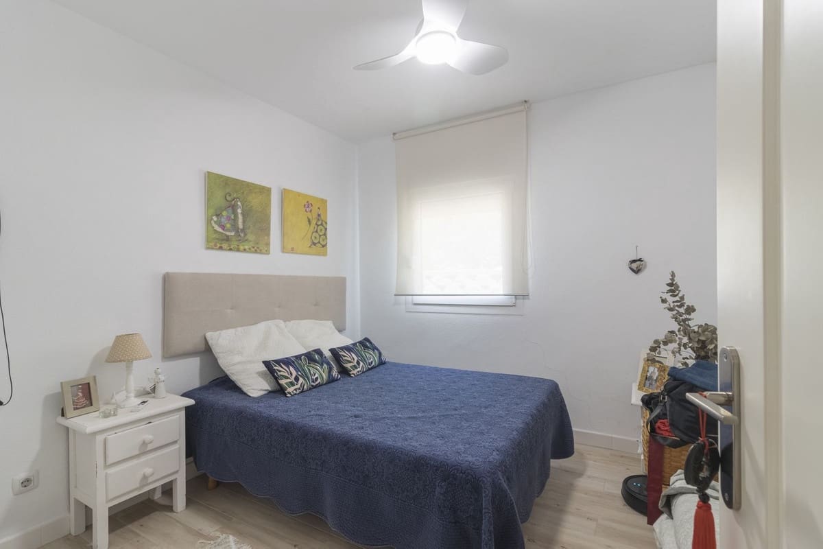 Apartamento de 3 habitaciones en Benalmádena en venta con piscina - 455.000 € (Ref: 9663901)