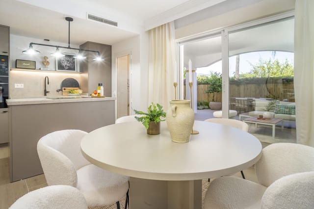 Apartamento de 2 habitaciones en La Dama de Noche - La Alzambra, Marbella en venta con piscina - 495.000 € (Ref: 9663902)