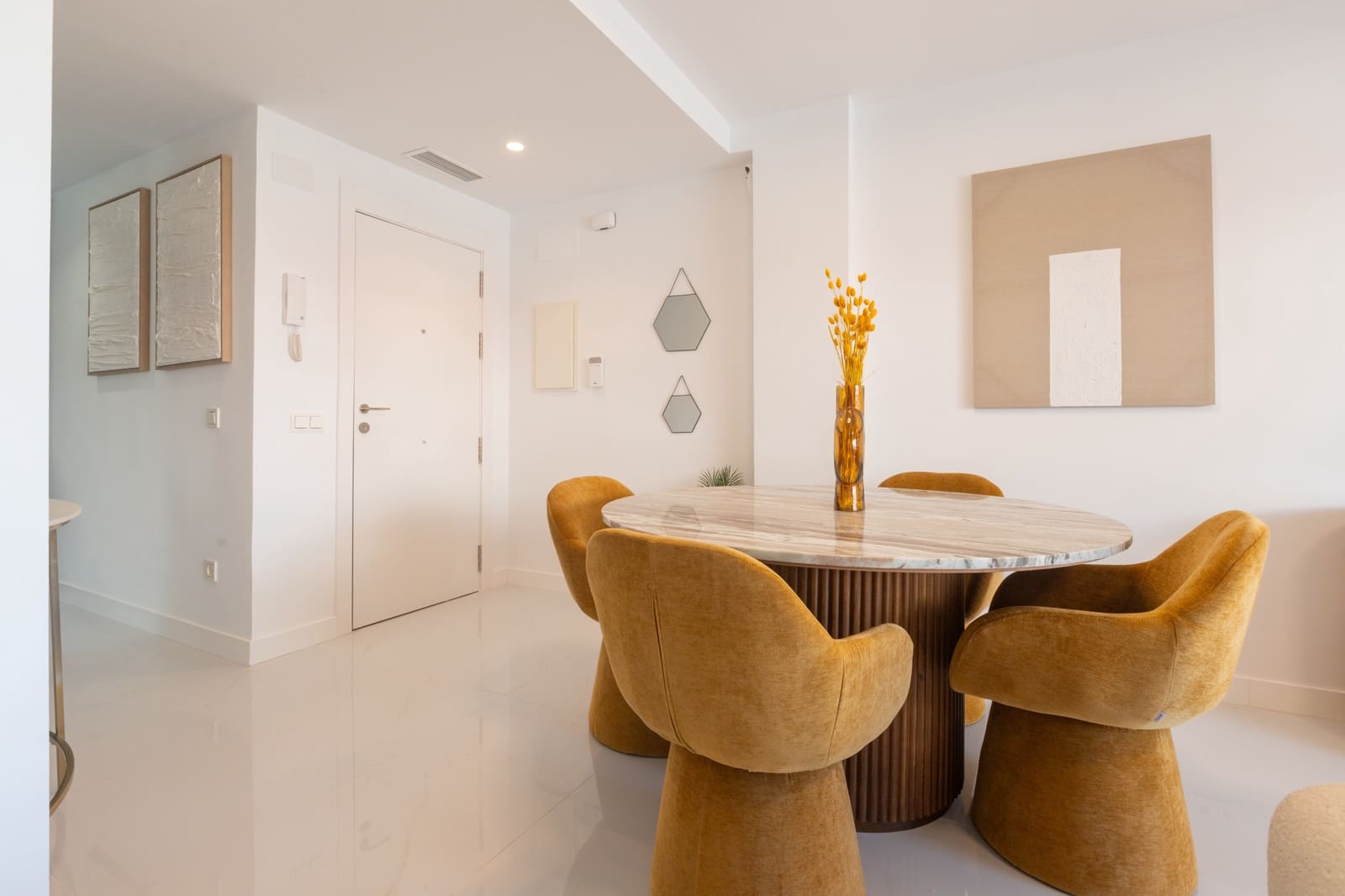 2 soverom Leilighet til salgs i Marbella - € 629 000 (Ref: 9663906)