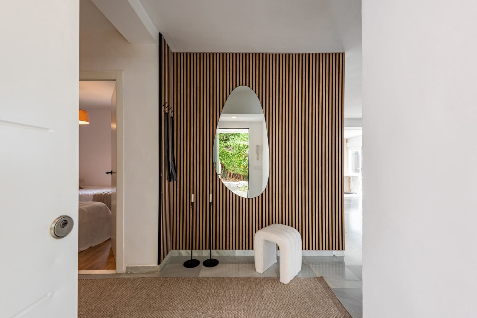 Chalet de 3 habitaciones en Nueva Andalucia en venta - 999.000 € (Ref: 9663907)