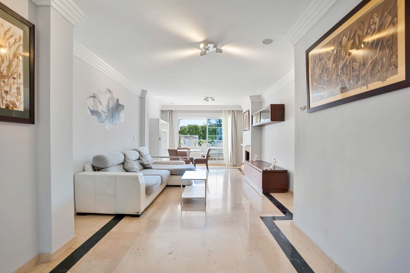 2 soveværelse Lejlighed til salg i Marbella med swimmingpool - € 437.000 (Ref: 9663909)