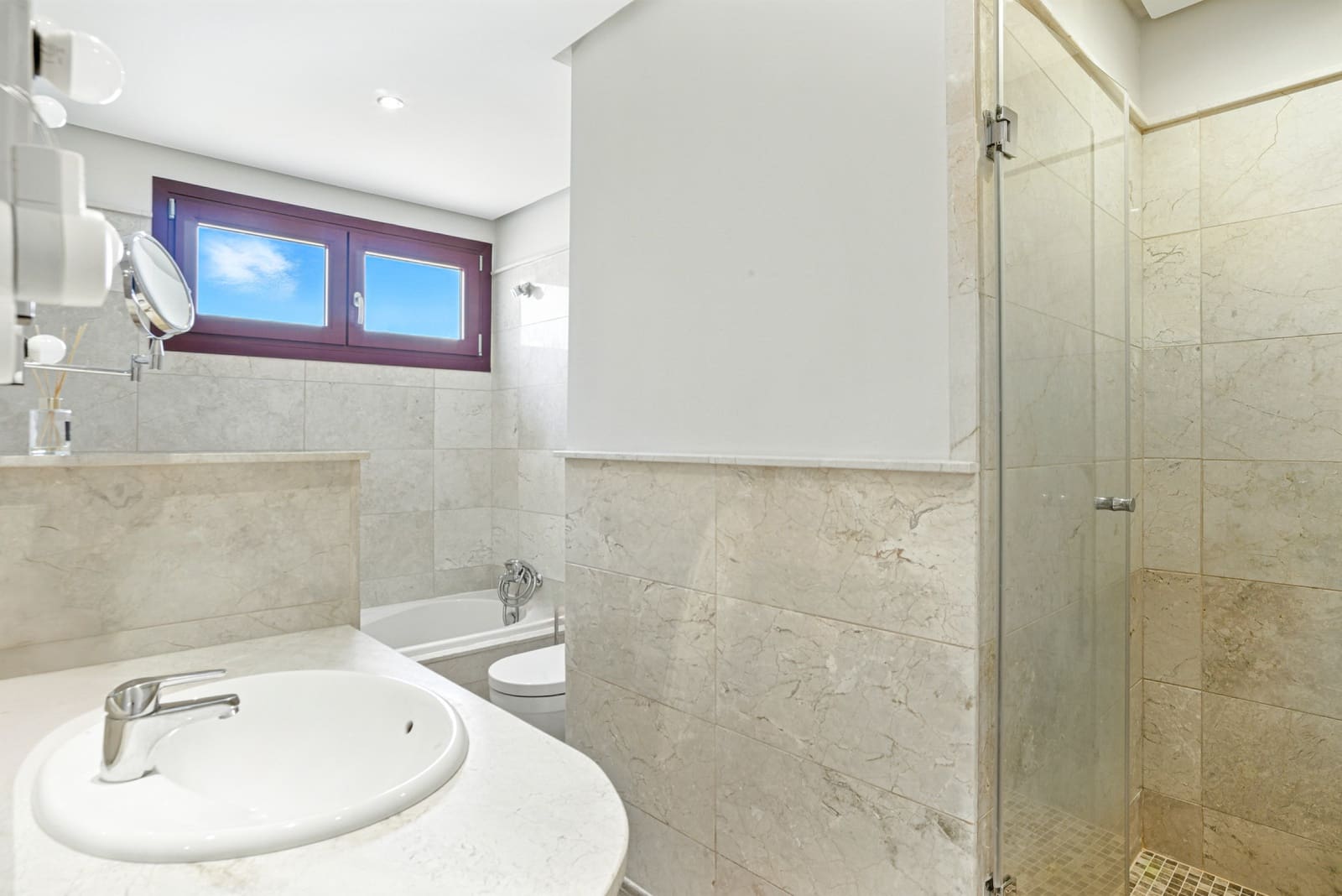 3 soveværelse Byhus til salg i Benahavis med swimmingpool - € 770.000 (Ref: 9663912)