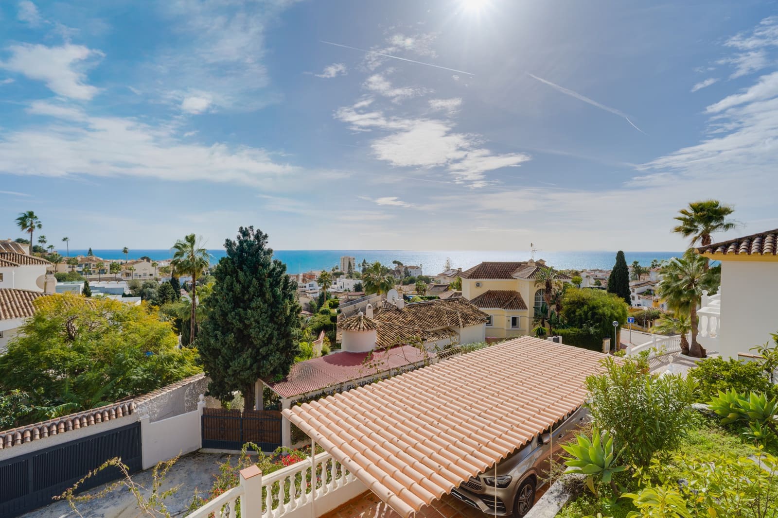 3 slaapkamer Villa te koop in Mijas Costa met zwembad - € 995.000 (Ref: 9663914)