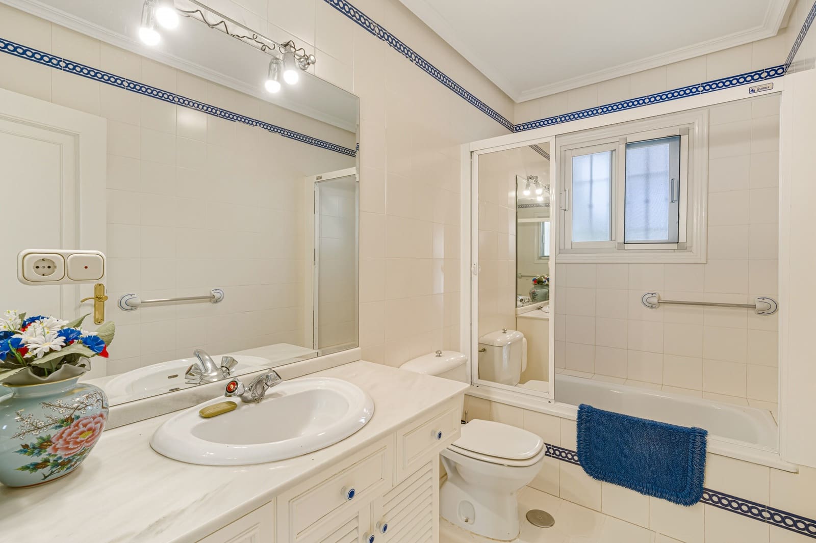 3 slaapkamer Villa te koop in Mijas Costa met zwembad - € 995.000 (Ref: 9663914)