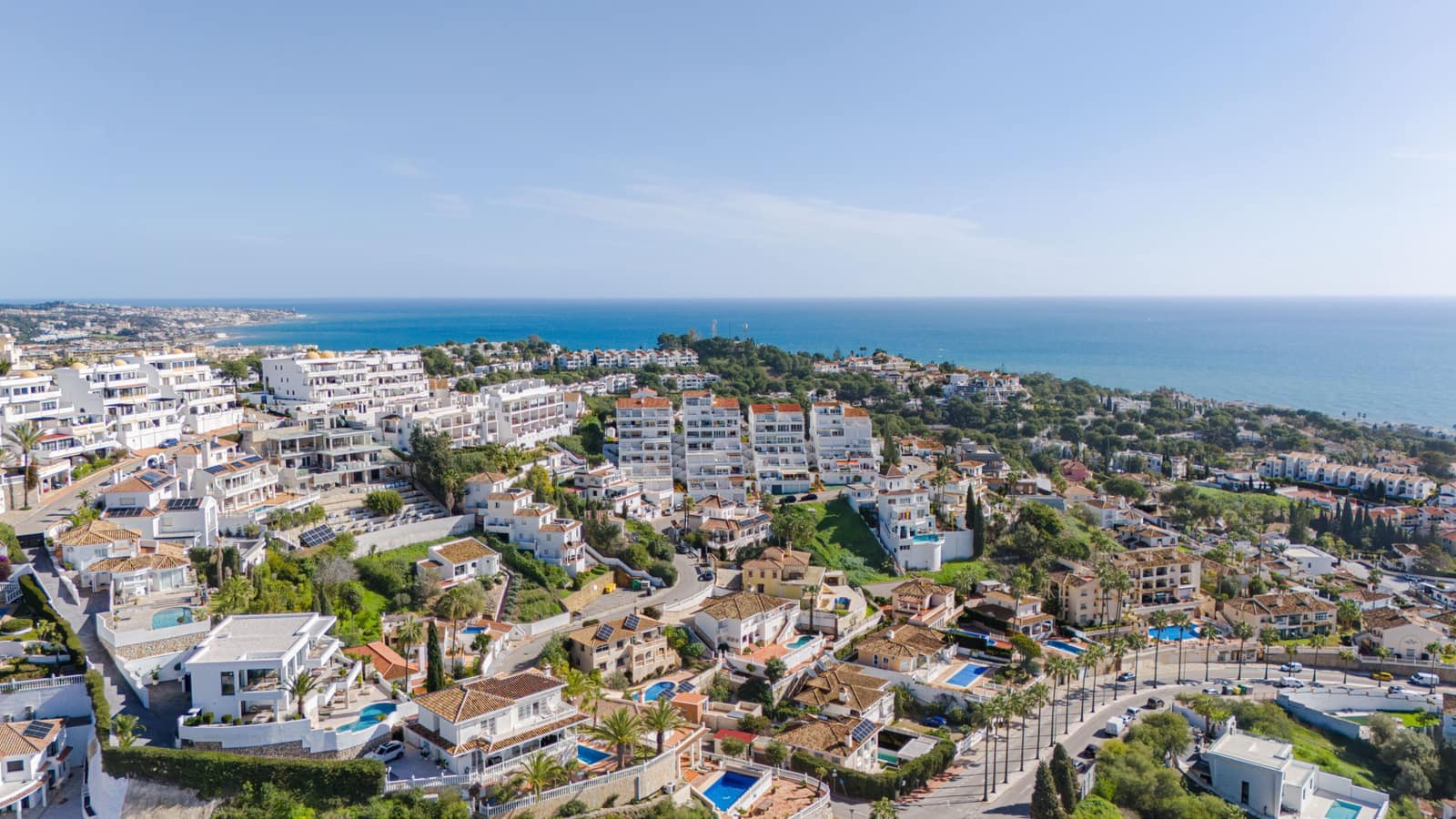 3 slaapkamer Villa te koop in Mijas Costa met zwembad - € 995.000 (Ref: 9663914)