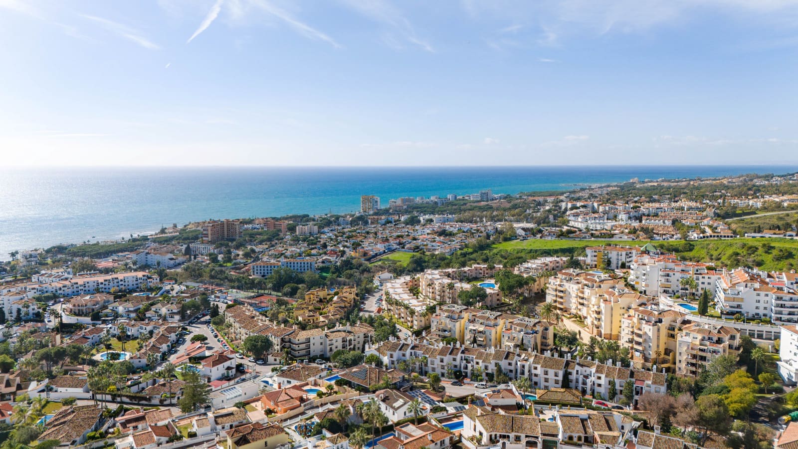 3 slaapkamer Villa te koop in Mijas Costa met zwembad - € 995.000 (Ref: 9663914)