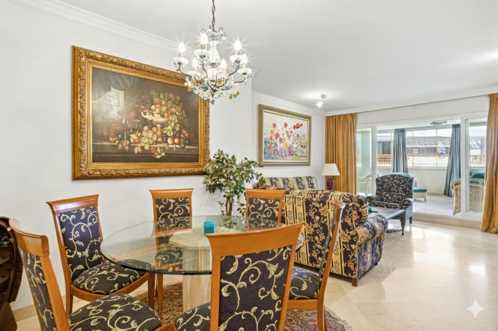 2 slaapkamer Appartement te koop in Puerto Banus met zwembad - € 1.100.000 (Ref: 9663915)