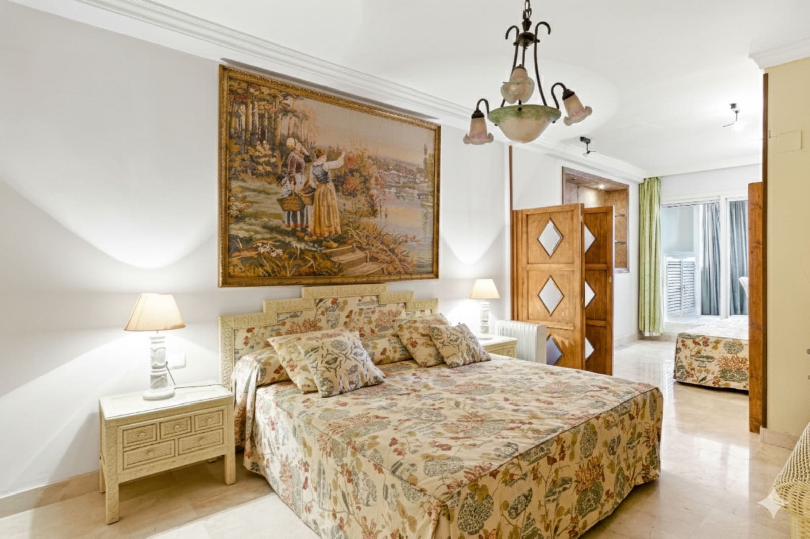 2 slaapkamer Appartement te koop in Puerto Banus met zwembad - € 1.100.000 (Ref: 9663915)