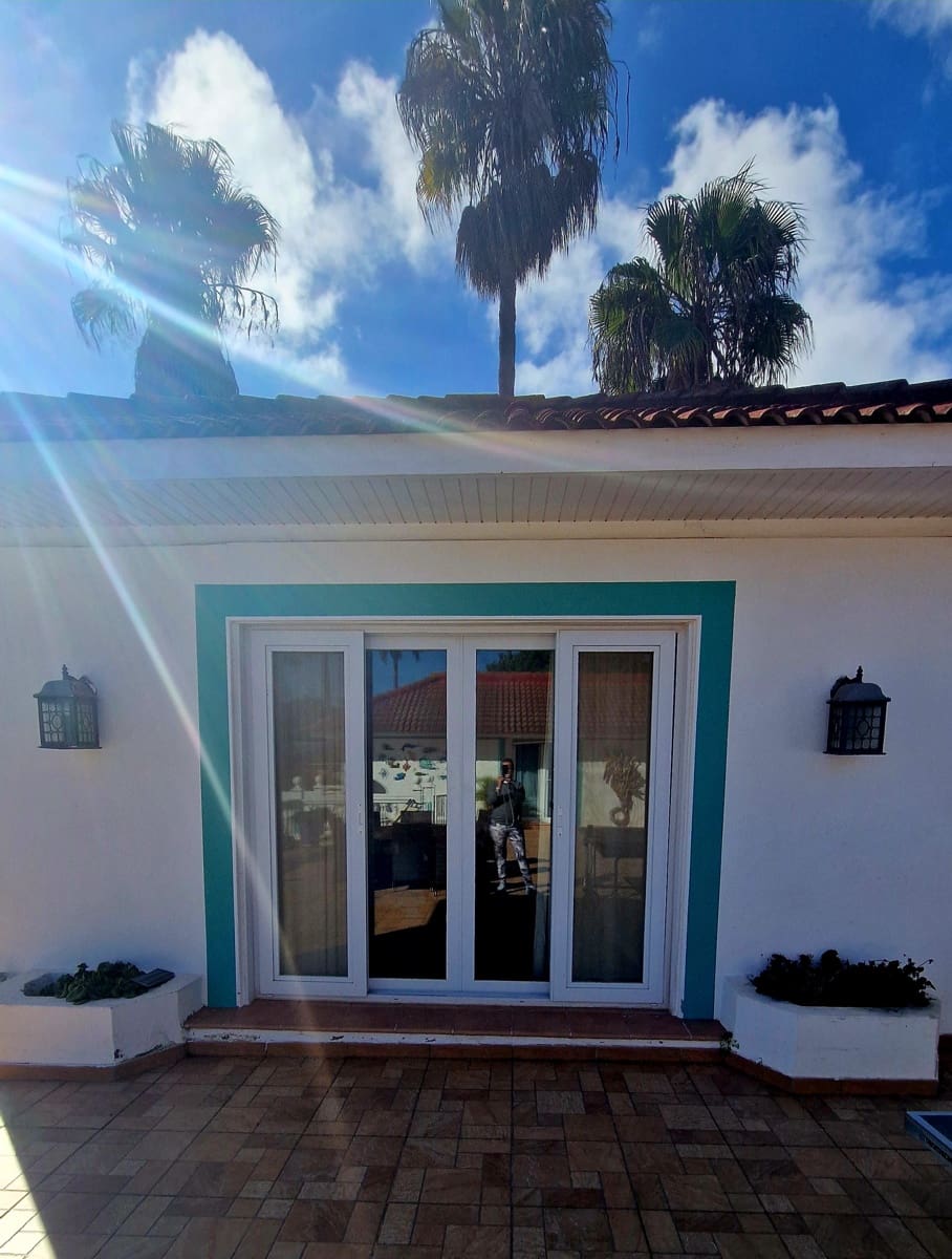 7 quarto Moradia para venda em Sotogrande com piscina - 1 190 000 € (Ref: 9663916)