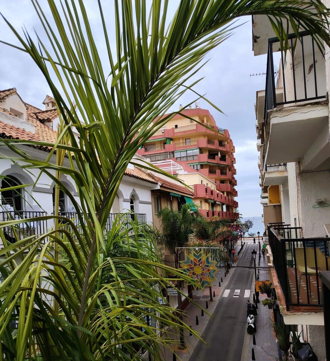 2 slaapkamer Appartement te koop in Fuengirola - € 420.000 (Ref: 9663918)