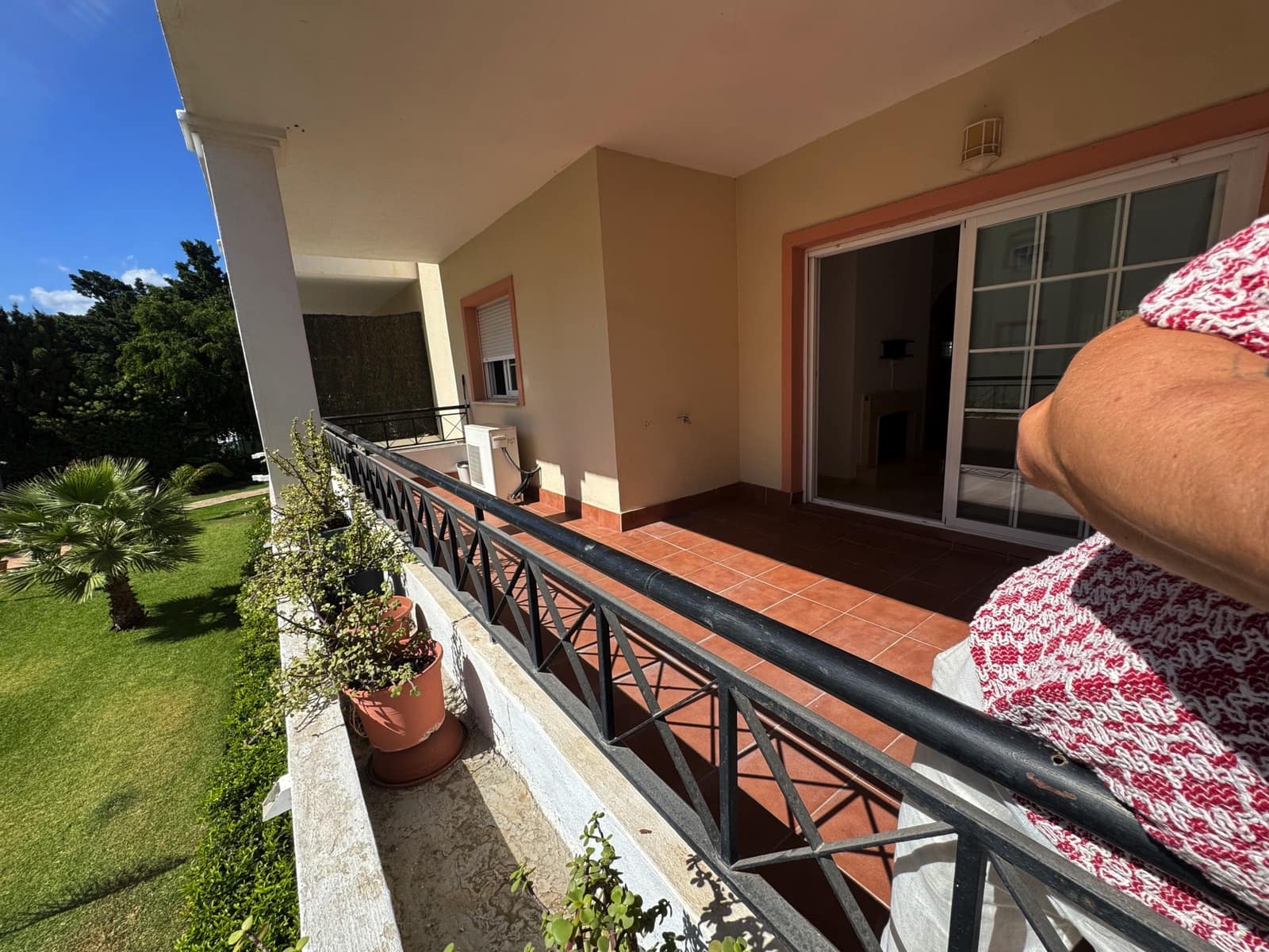 2 sovrum Lägenhet till salu i Nueva Andalucia med pool garage - 455 000 € (Ref: 9663919)