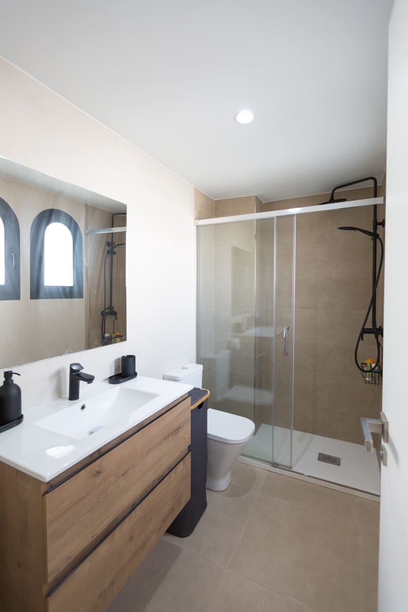 3 sypialnia Dom na sprzedaż w Estepona z basenem - 549 000 € (Ref: 9663926)