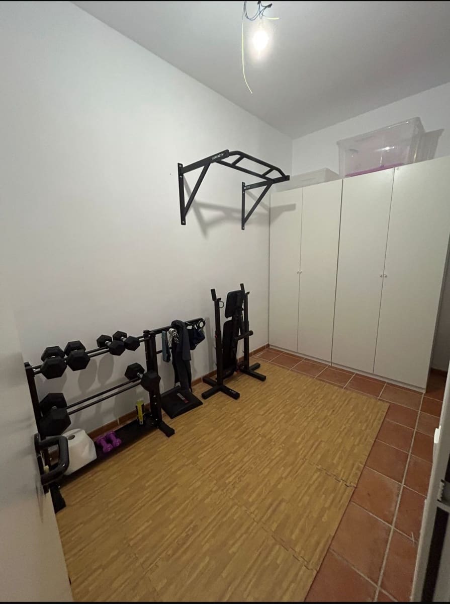 3 sypialnia Dom na sprzedaż w Estepona z basenem - 549 000 € (Ref: 9663926)