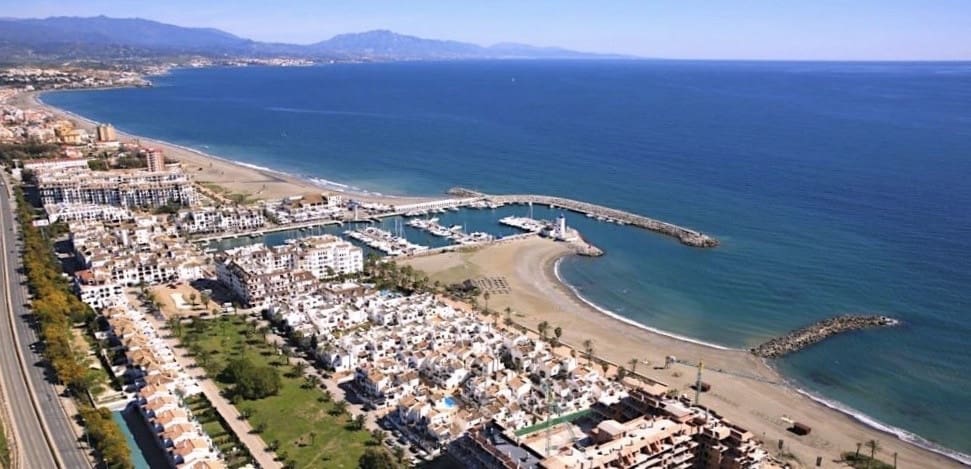 3 bedroom Apartment for sale in Manilva with pool garage - € 560,000 (Ref: 9663929)