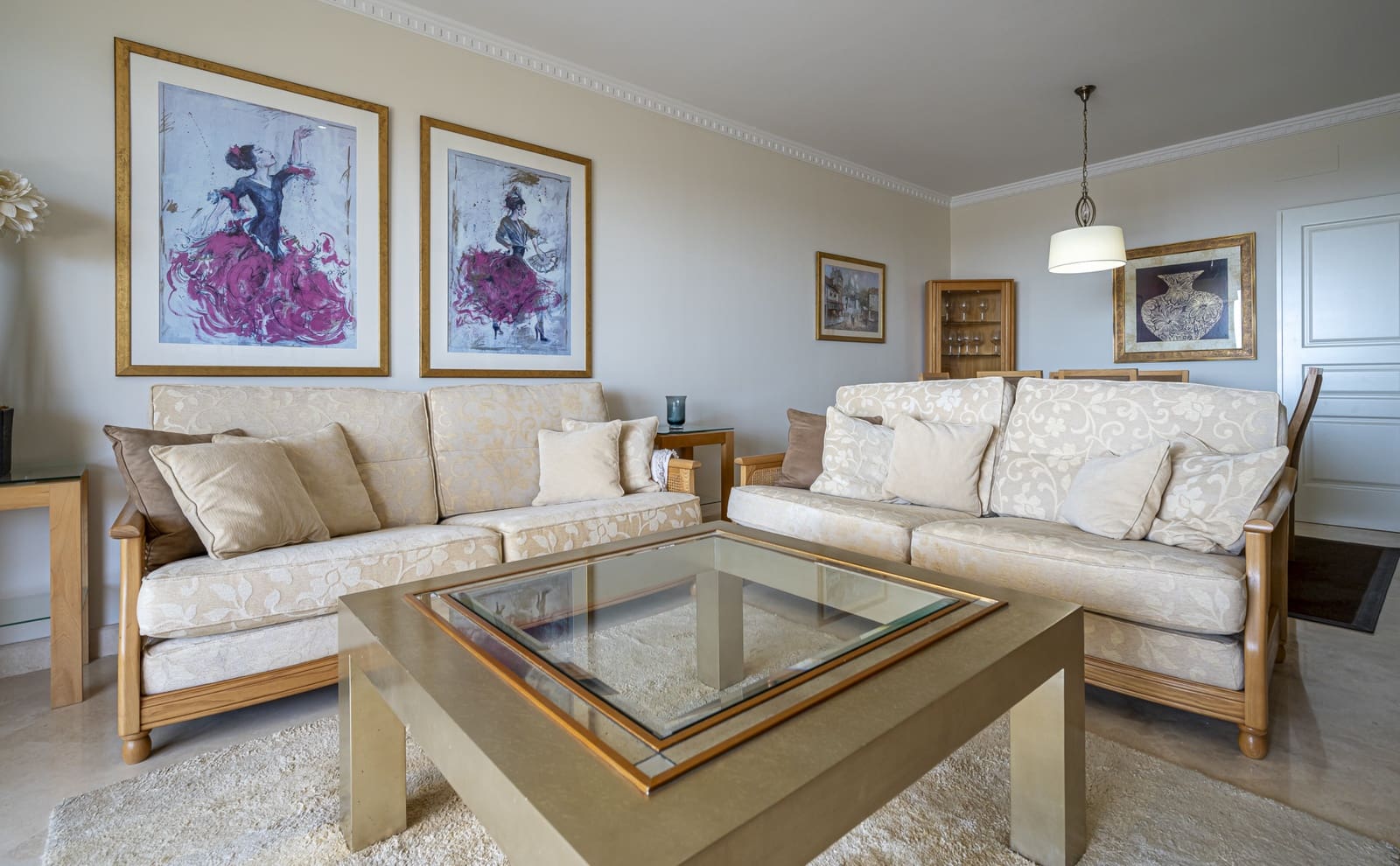 2 bedroom Apartment for sale in Estepona with pool garage - € 579,000 (Ref: 9663930)