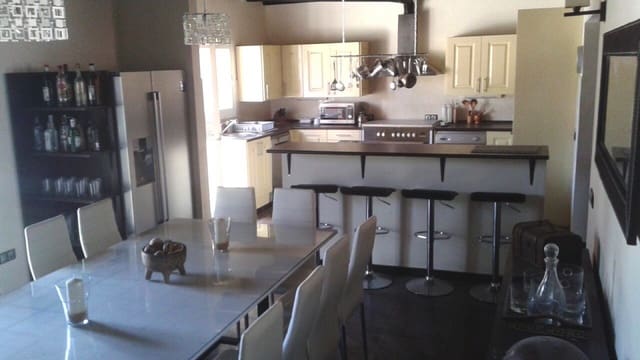 4 sypialnia Willa na sprzedaż w Campamento, San Roque z basenem - 615 000 € (Ref: 9663932)