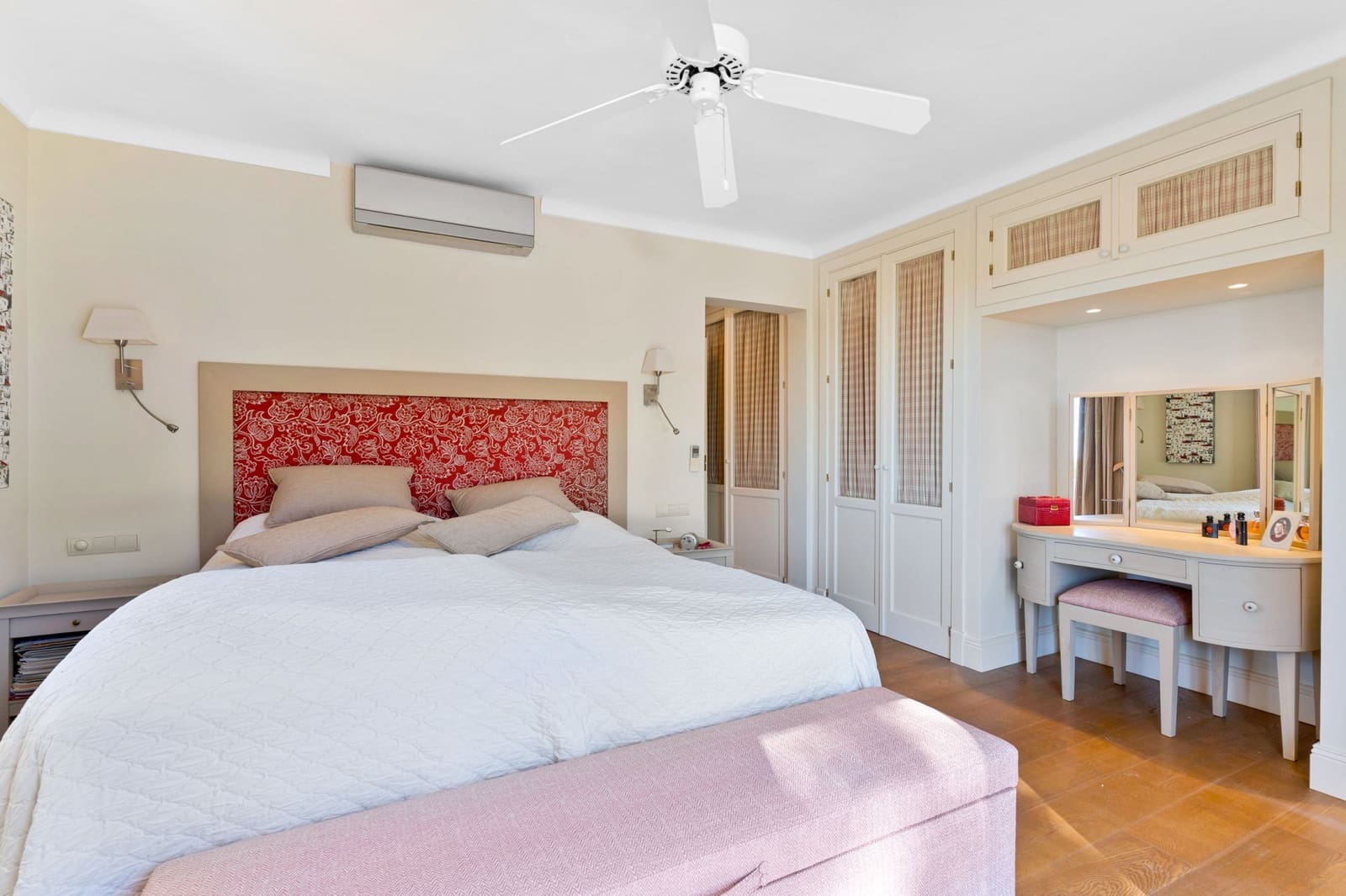 4 camera da letto Villa in vendita in Nueva Andalucia con piscina - 1.995.000 € (Rif: 9663934)