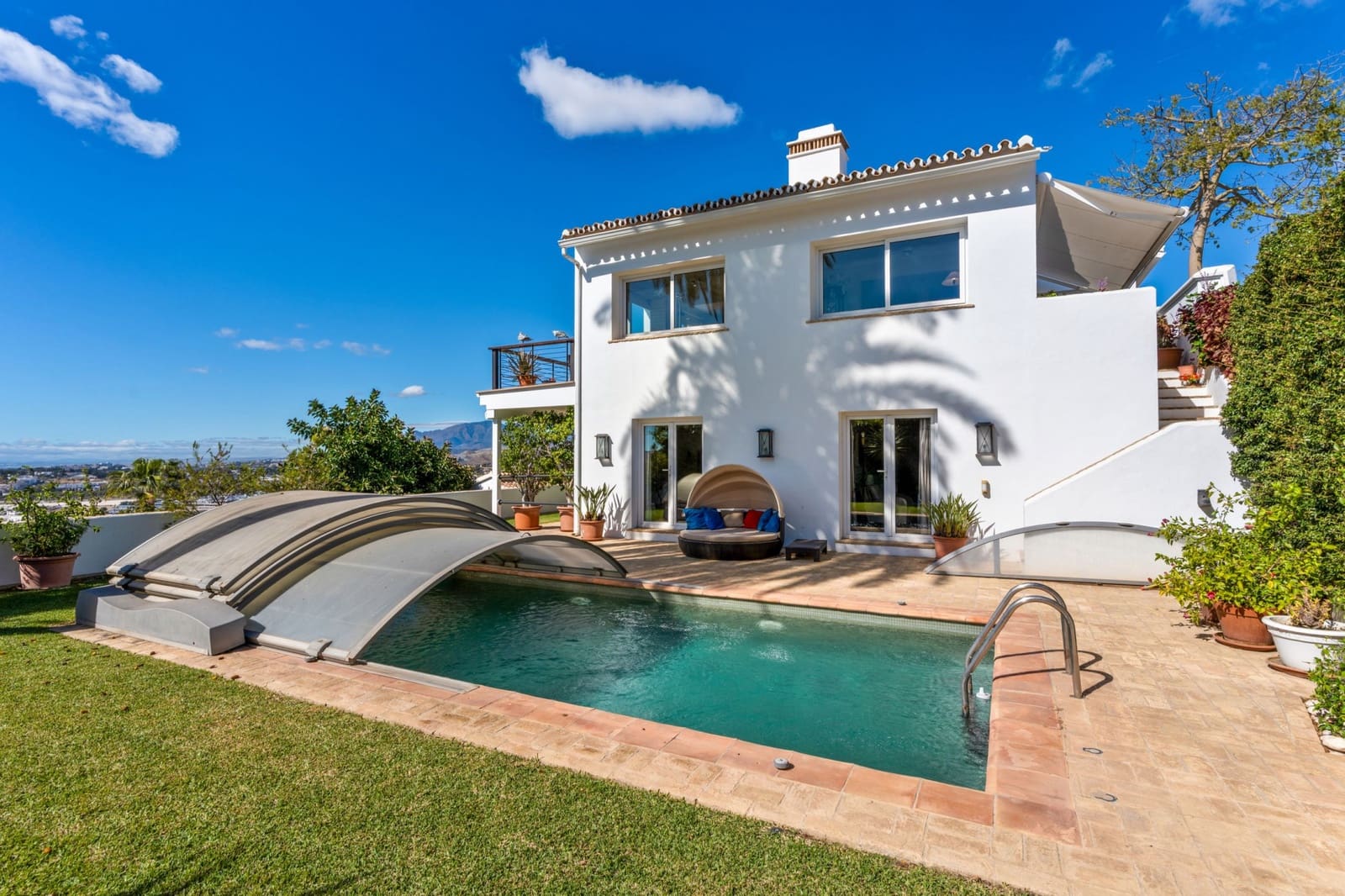 4 camera da letto Villa in vendita in Nueva Andalucia con piscina - 1.995.000 € (Rif: 9663934)