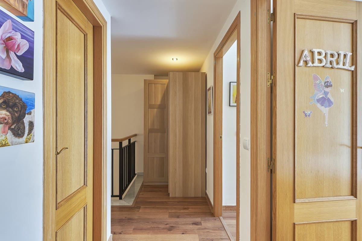 Pareado de 3 habitaciones en Benalmádena en venta - 640.000 € (Ref: 9663937)