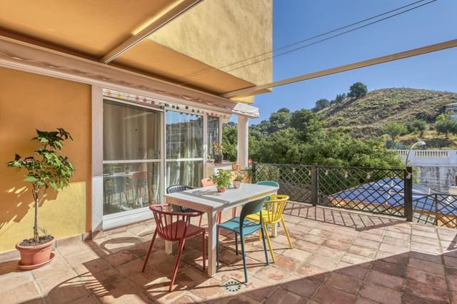 3 slaapkamer Halfvrijstaande villa te koop in Montealto - Monterrey, Benalmádena met zwembad garage - € 619.000 (Ref: 9663937)