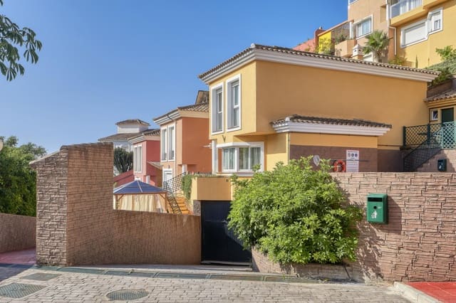 3 slaapkamer Halfvrijstaande villa te koop in Montealto - Monterrey, Benalmádena met zwembad garage - € 619.000 (Ref: 9663937)