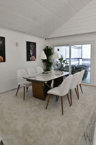 4 camera da letto Villetta Bifamiliare in vendita in Calahonda, Mijas con piscina - 739.000 € (Rif: 9663938)