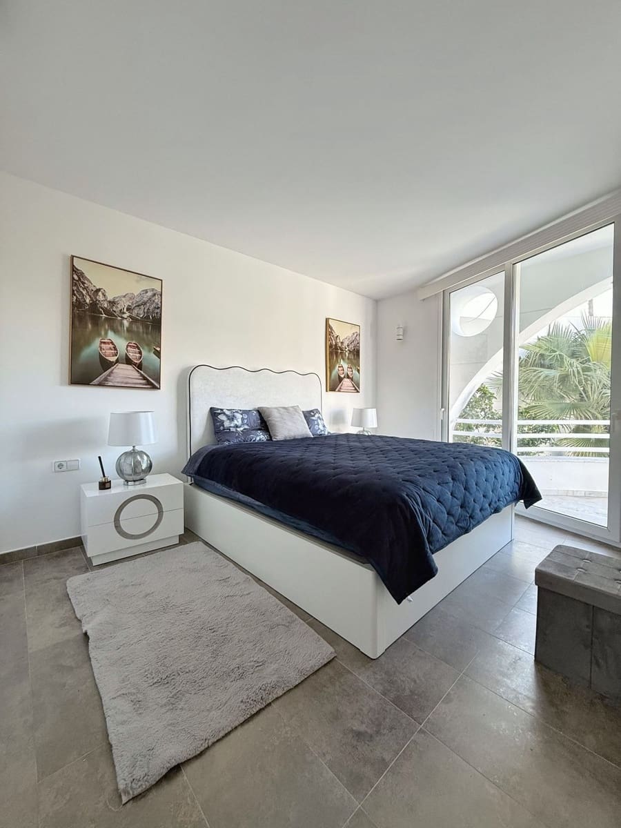 4 camera da letto Villetta Bifamiliare in vendita in Calahonda con piscina - 739.000 € (Rif: 9663938)