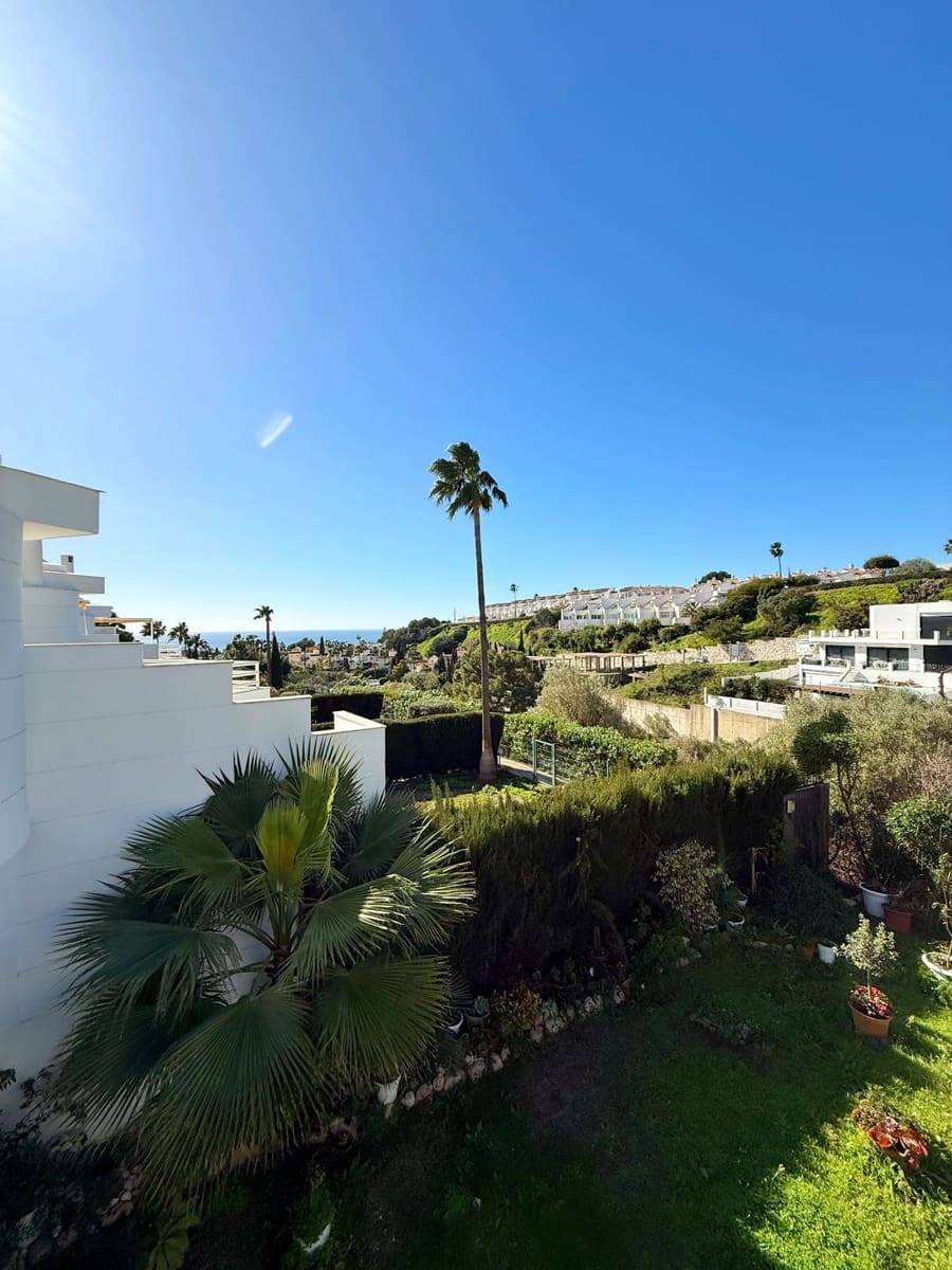 4 camera da letto Villetta Bifamiliare in vendita in Calahonda con piscina - 739.000 € (Rif: 9663938)