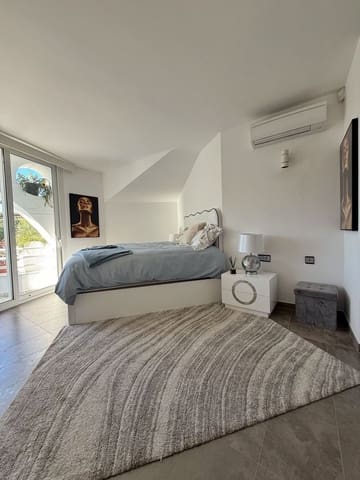 4 camera da letto Villetta Bifamiliare in vendita in Calahonda, Mijas con piscina - 739.000 € (Rif: 9663938)