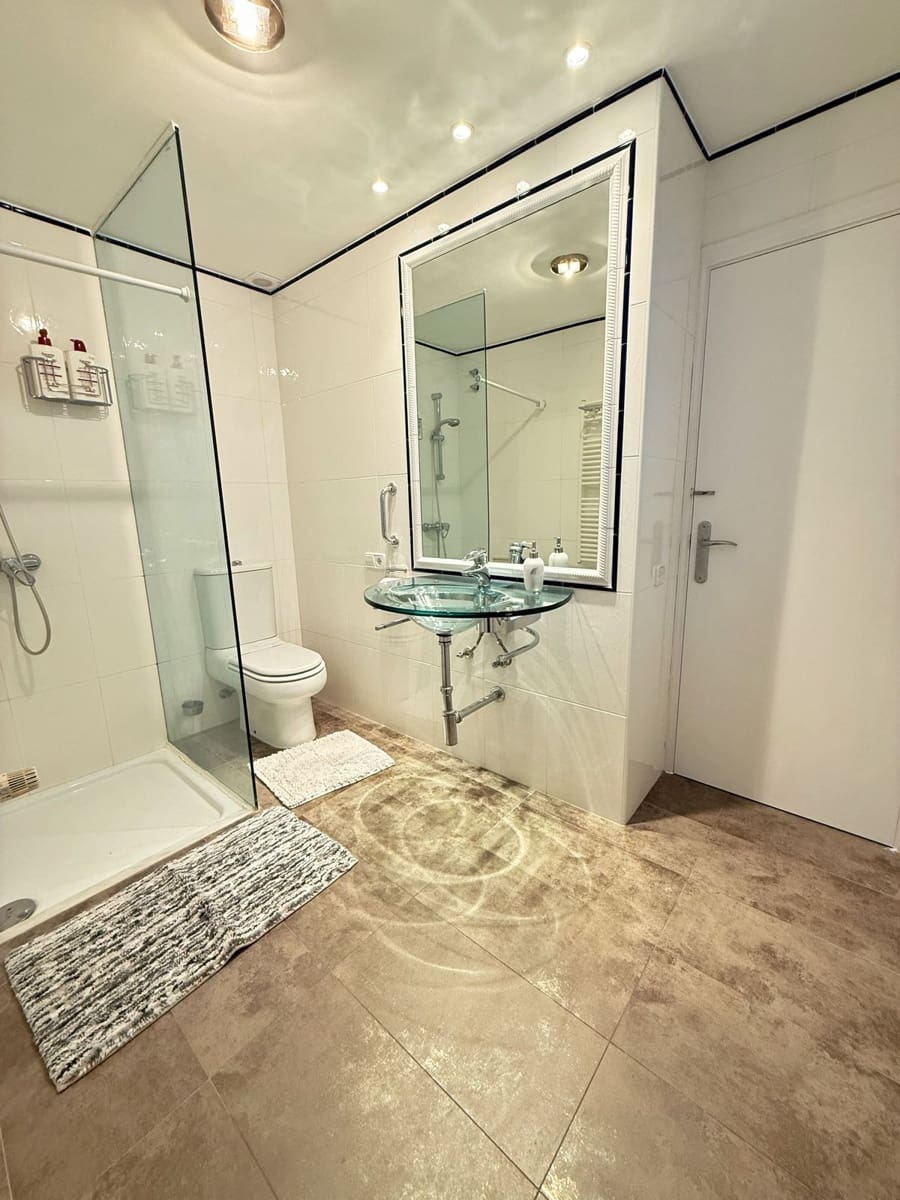 4 camera da letto Villetta Bifamiliare in vendita in Calahonda con piscina - 739.000 € (Rif: 9663938)