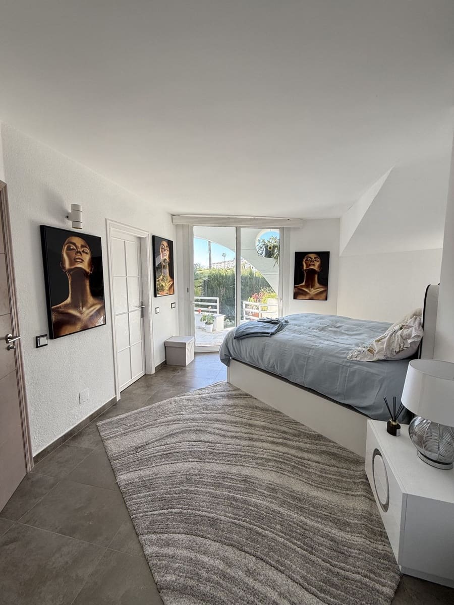 4 camera da letto Villetta Bifamiliare in vendita in Calahonda con piscina - 739.000 € (Rif: 9663938)