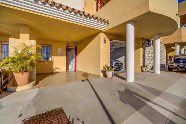 3 quarto Moradia Geminada para venda em Mijas pueblo, Mijas com piscina garagem - 550 000 € (Ref: 9663940)