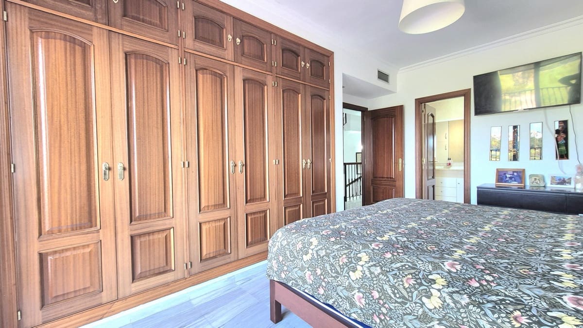 3 sypialnia Dom na sprzedaż w Alhaurin Golf z basenem - 470 000 € (Ref: 9663941)