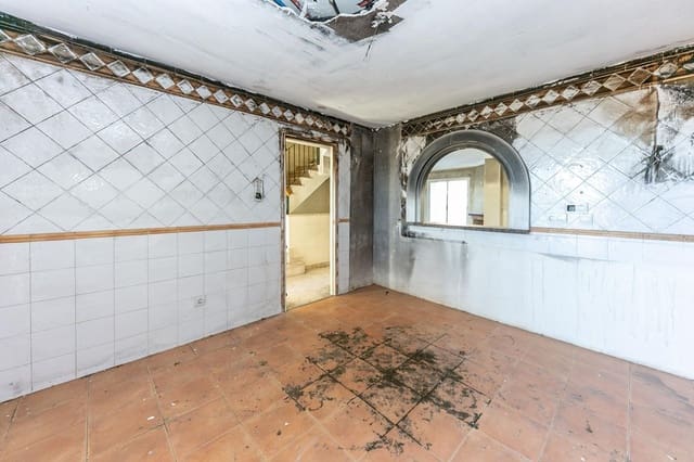 3 Zimmer Haus zu verkaufen in La Duquesa / Puerto de la Duquesa, Manilva mit Garage - 380.000 € (Ref: 9663943)