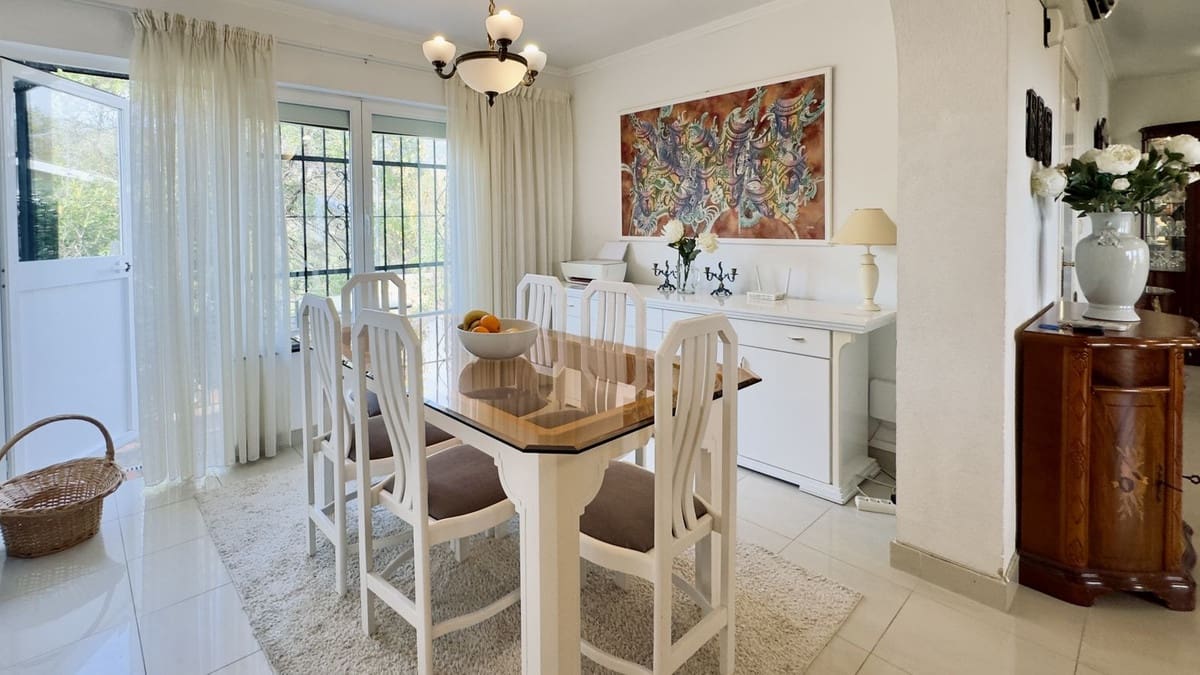 4 soveværelse Villa til salg i Mijas med swimmingpool garage - € 920.000 (Ref: 9663944)