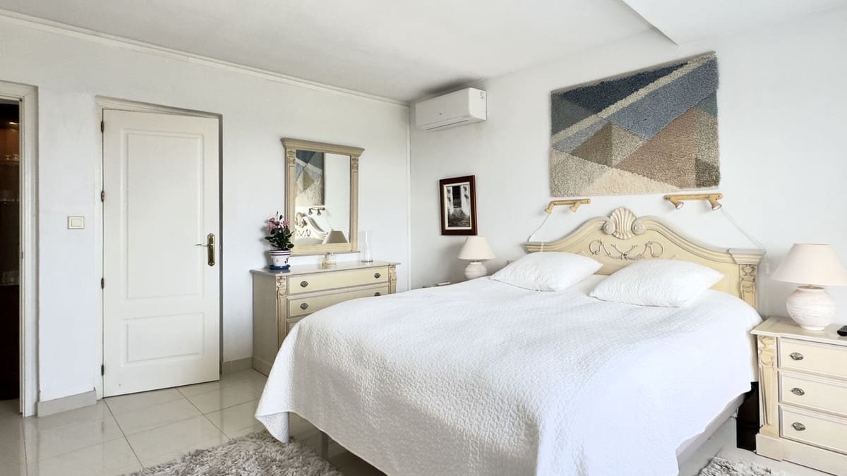 4 soveværelse Villa til salg i Mijas med swimmingpool garage - € 920.000 (Ref: 9663944)