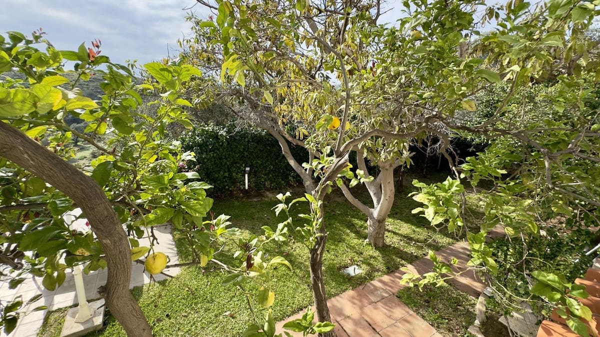 4 soveværelse Villa til salg i Mijas med swimmingpool garage - € 920.000 (Ref: 9663944)