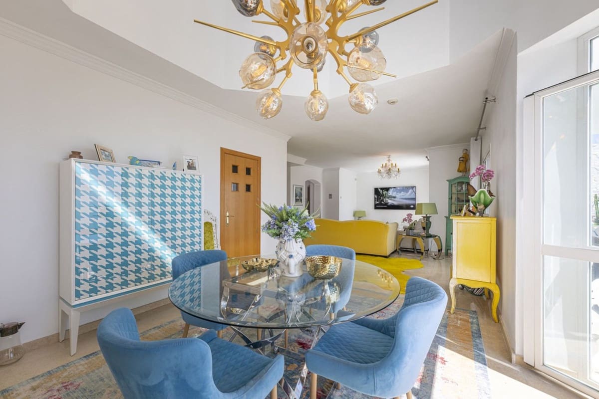 3 bedroom Townhouse for sale in Ojen with garage - € 980,000 (Ref: 9663945)