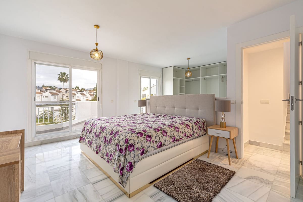 2 camera da letto Casa in vendita in Nueva Andalucia con piscina garage - 599.000 € (Rif: 9663946)