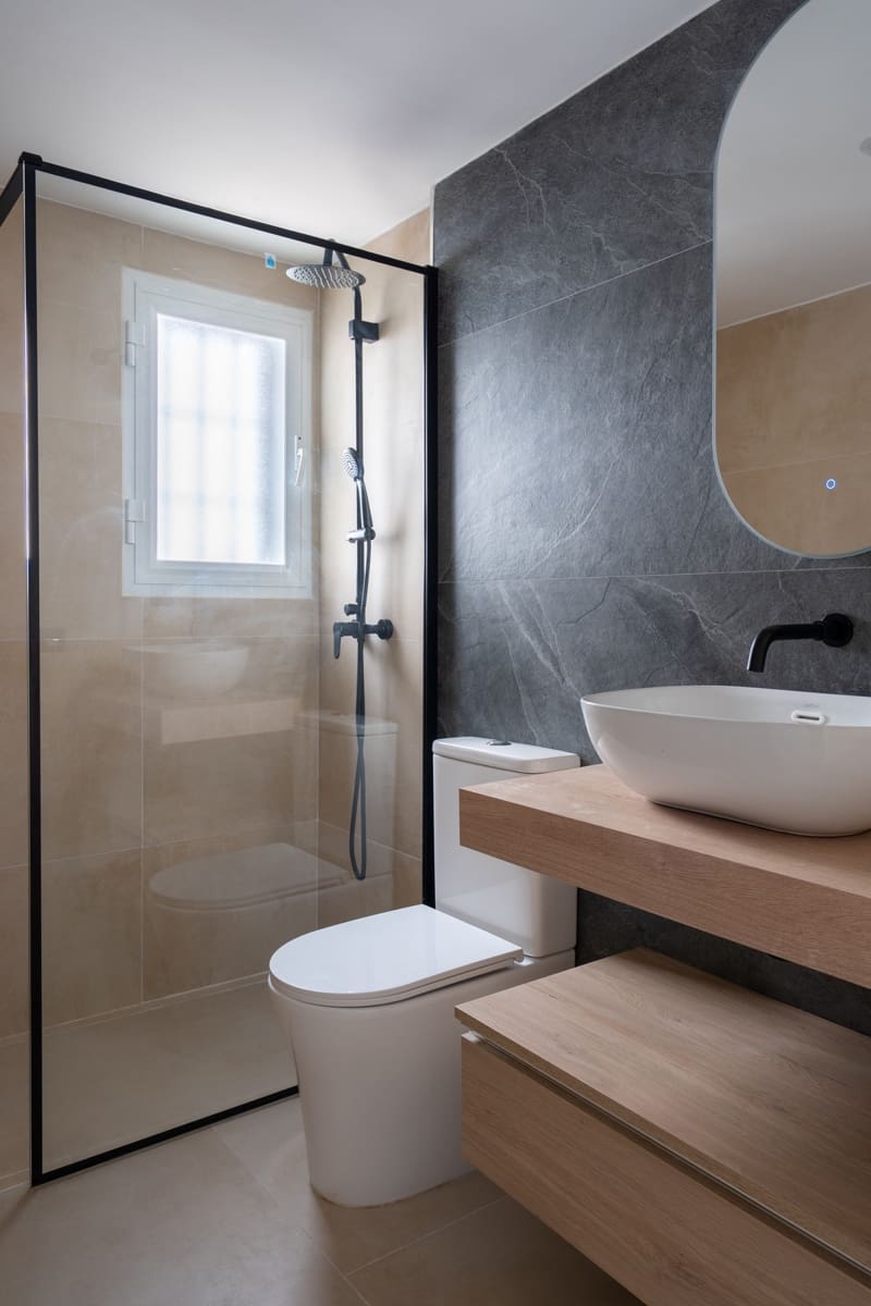 2 makuuhuone Huoneisto myytävänä paikassa La Quinta mukana uima-altaan - 599 000 € (Ref: 9663948)