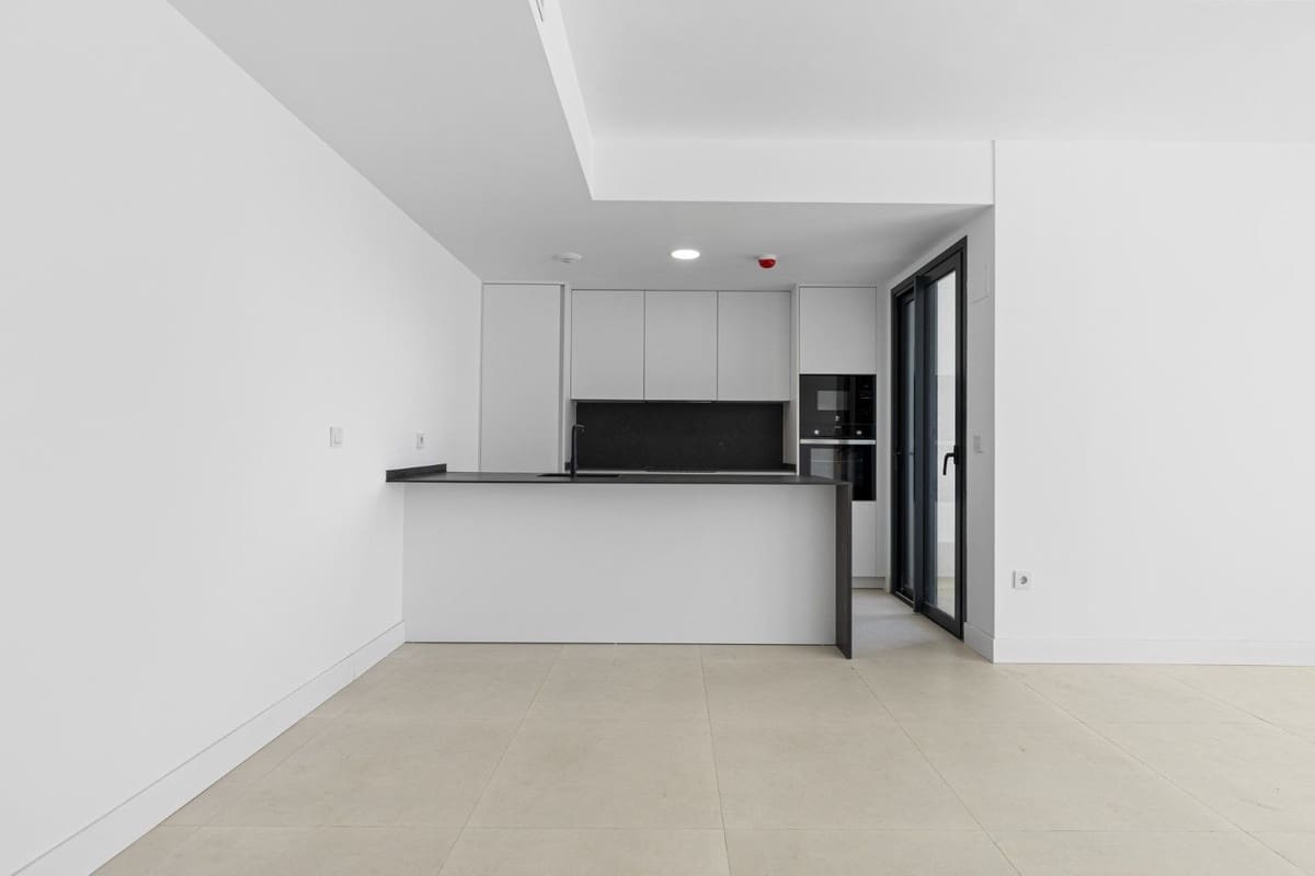 3 slaapkamer Appartement te koop in Fuengirola met zwembad - € 539.000 (Ref: 9663950)