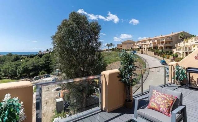 2 sovrum Lägenhet till salu i Selwo, Estepona med pool garage - 530 000 € (Ref: 9663955)
