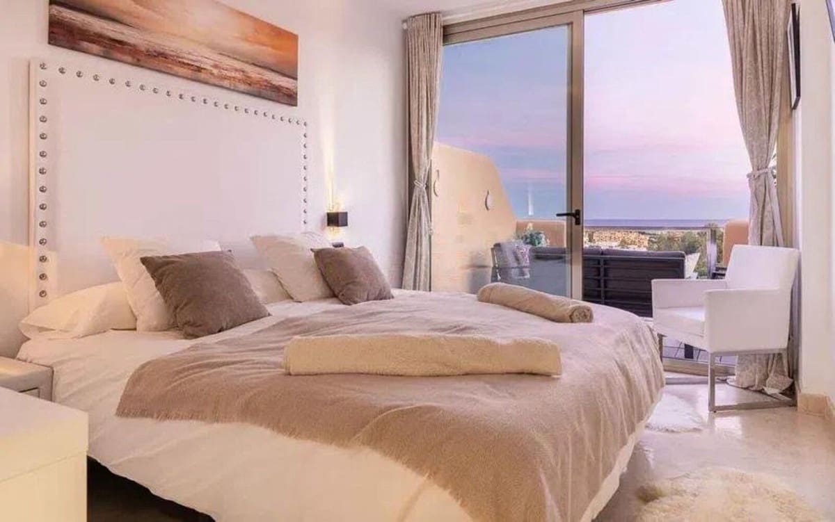 2 sovrum Lägenhet till salu i New Golden Mile med pool garage - 530 000 € (Ref: 9663955)